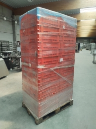 56 Stackable crates 